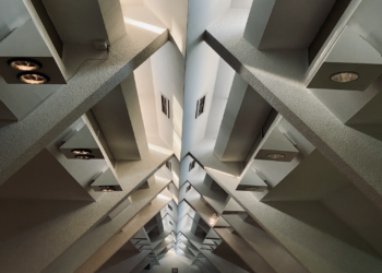 العمارة المتزنة​